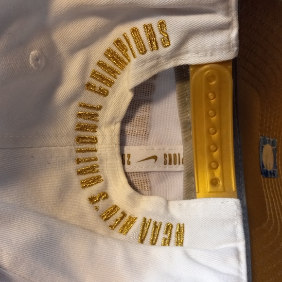 H-16 Nike Ball cap - Picture 6 of 9